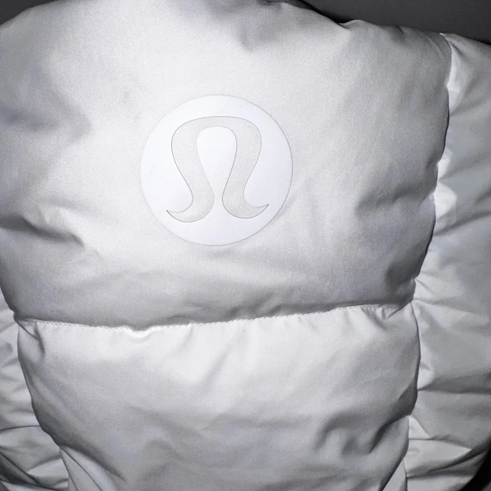 Lululemon Wunder Puff Super-Cropped Vest Womens 12 White NEW LW4CB9S Down Puffer